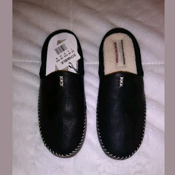 skechers slippers size 7
